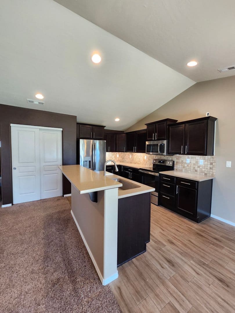 Richland House: 2920 Milton Lane