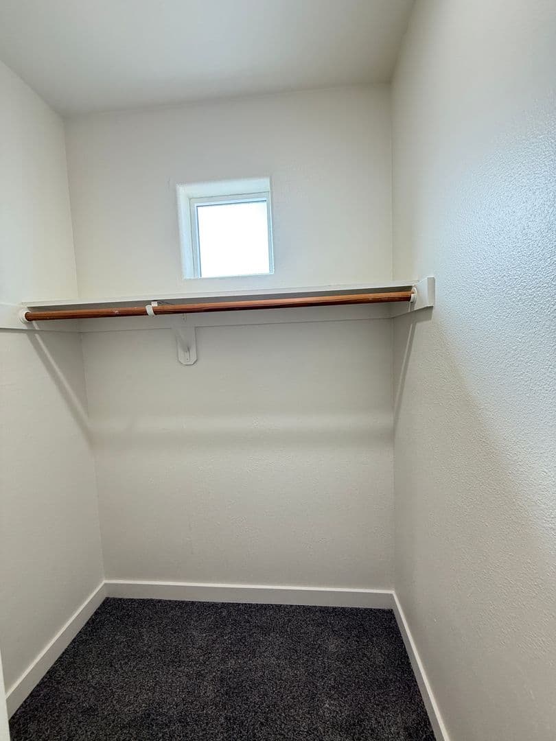 Pasco Apartment: 6405 Chapel Hill Blvd