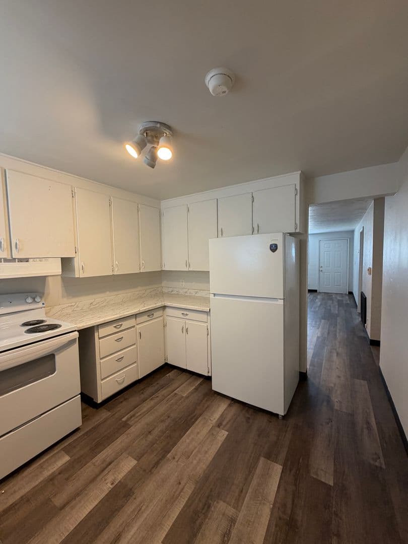 Pasco Apartment: 928 Ruby St