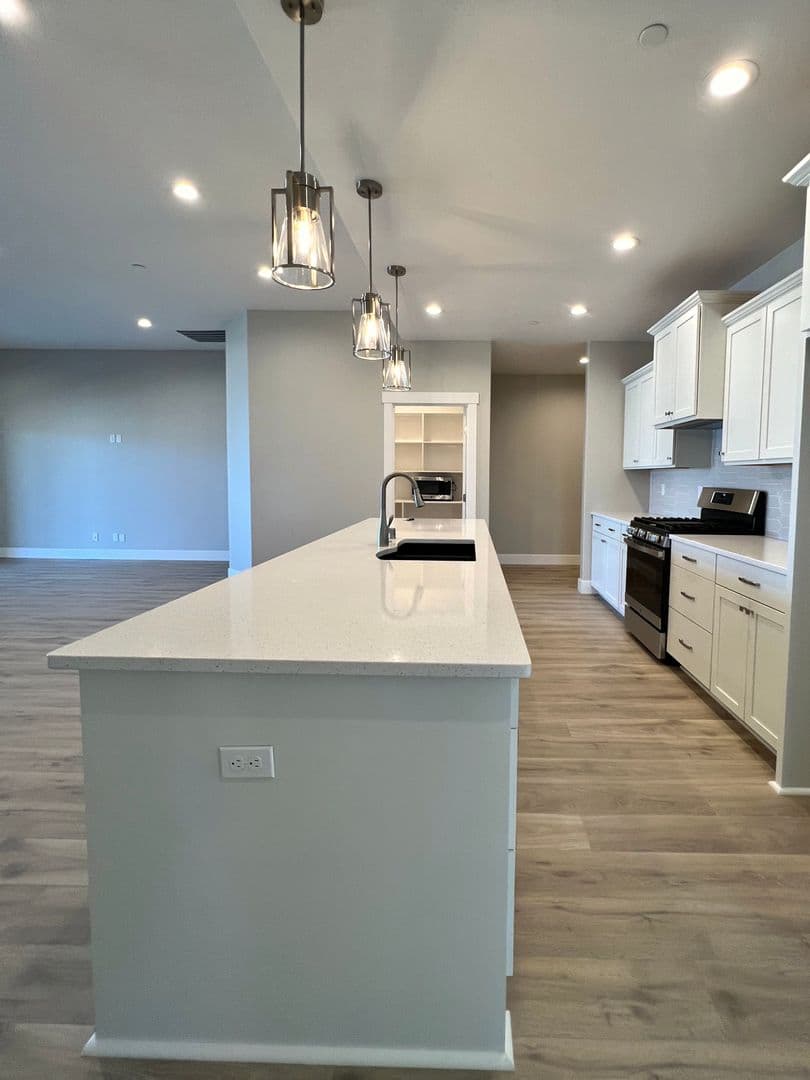 Richland House: 2609 Sunray Ave.