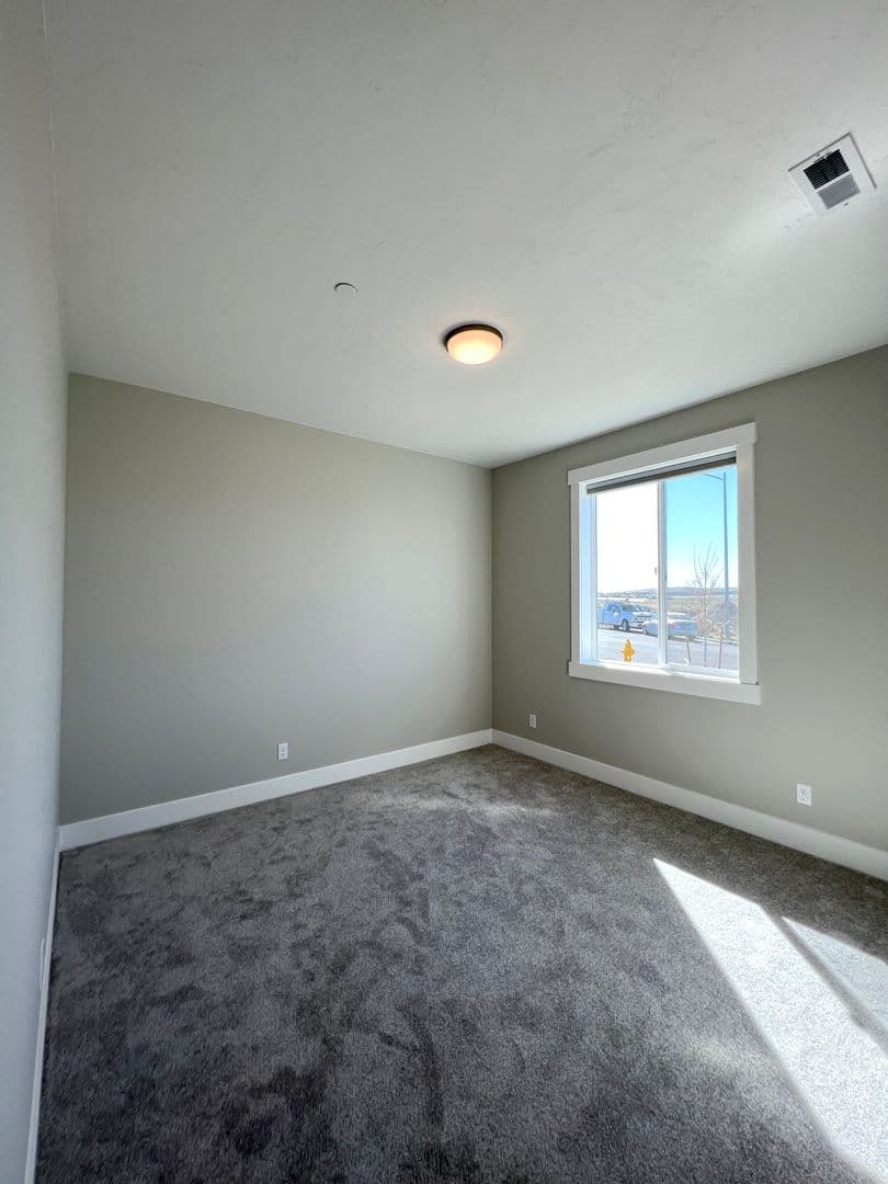 Richland House: 2609 Sunray Ave.