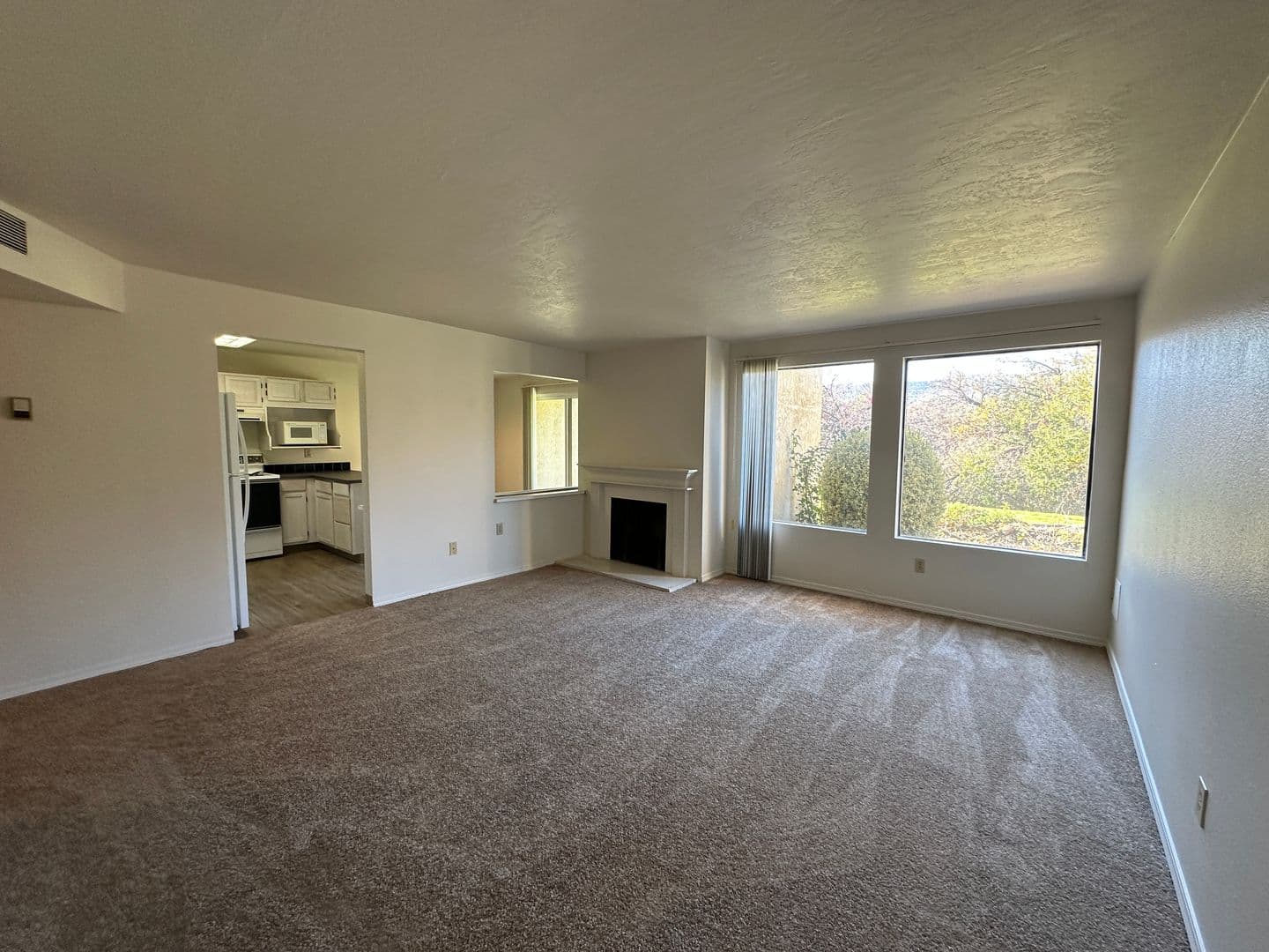 Richland House: 303 Gage Blvd