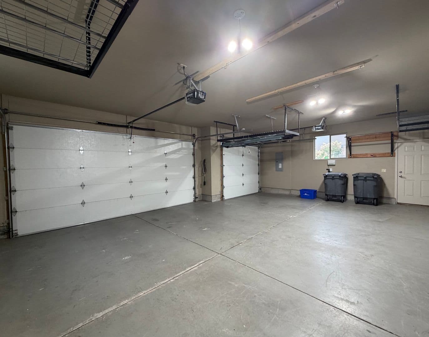 Kennewick House: 3909 West 48th Ave