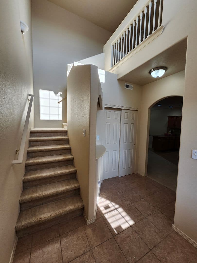 Pasco House: 9607 Mia Lane