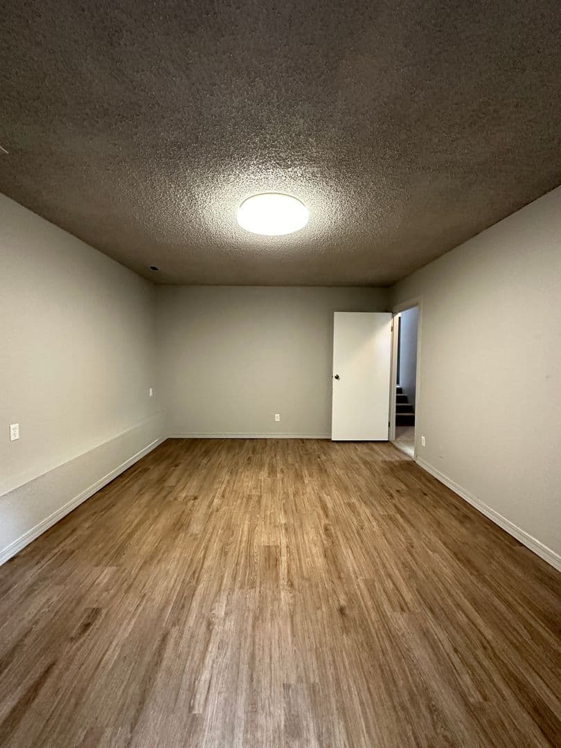 Richland House: 336 Satus St.