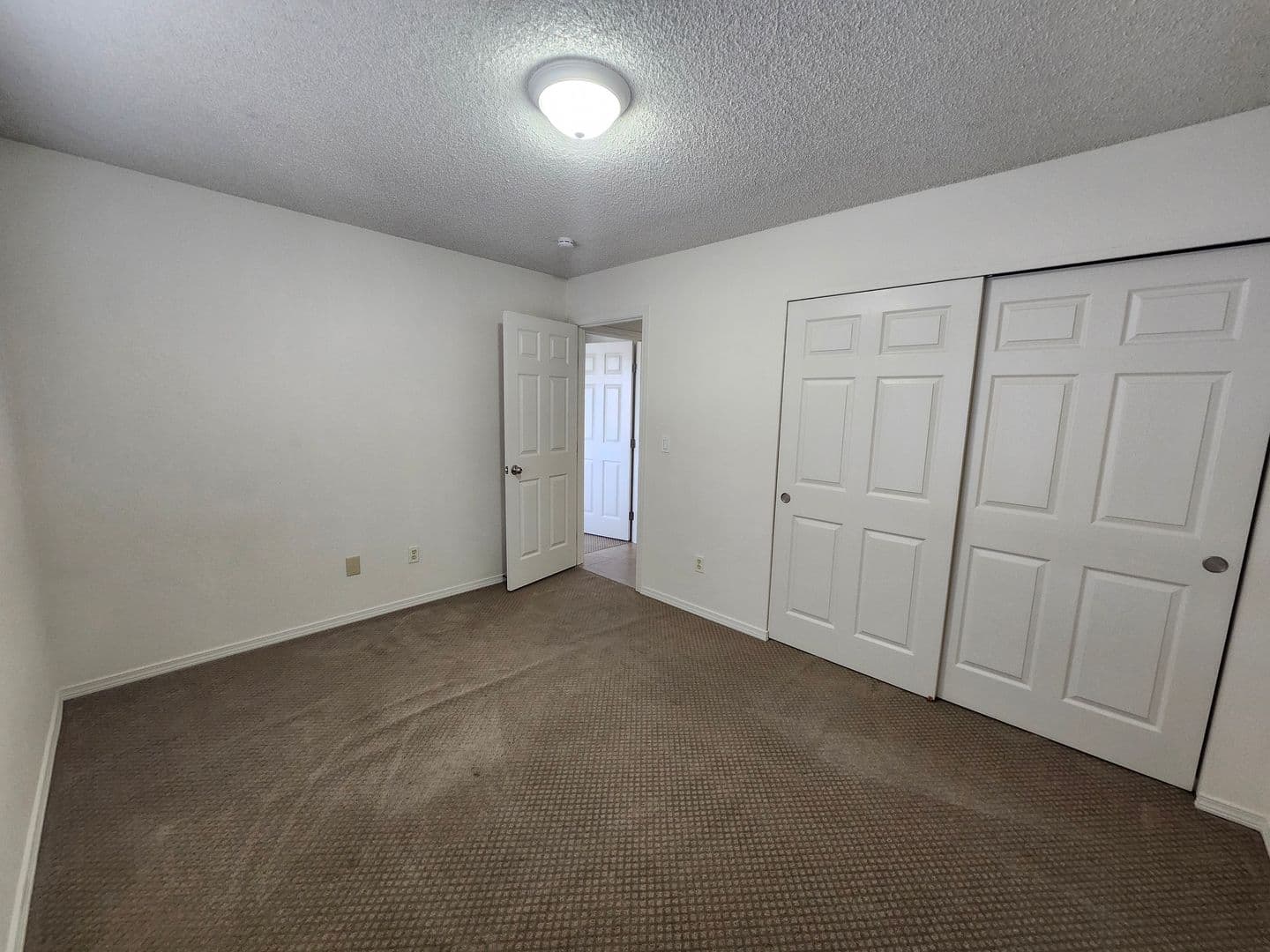 Kennewick Apartment: 32 S. Quay St.  - 4