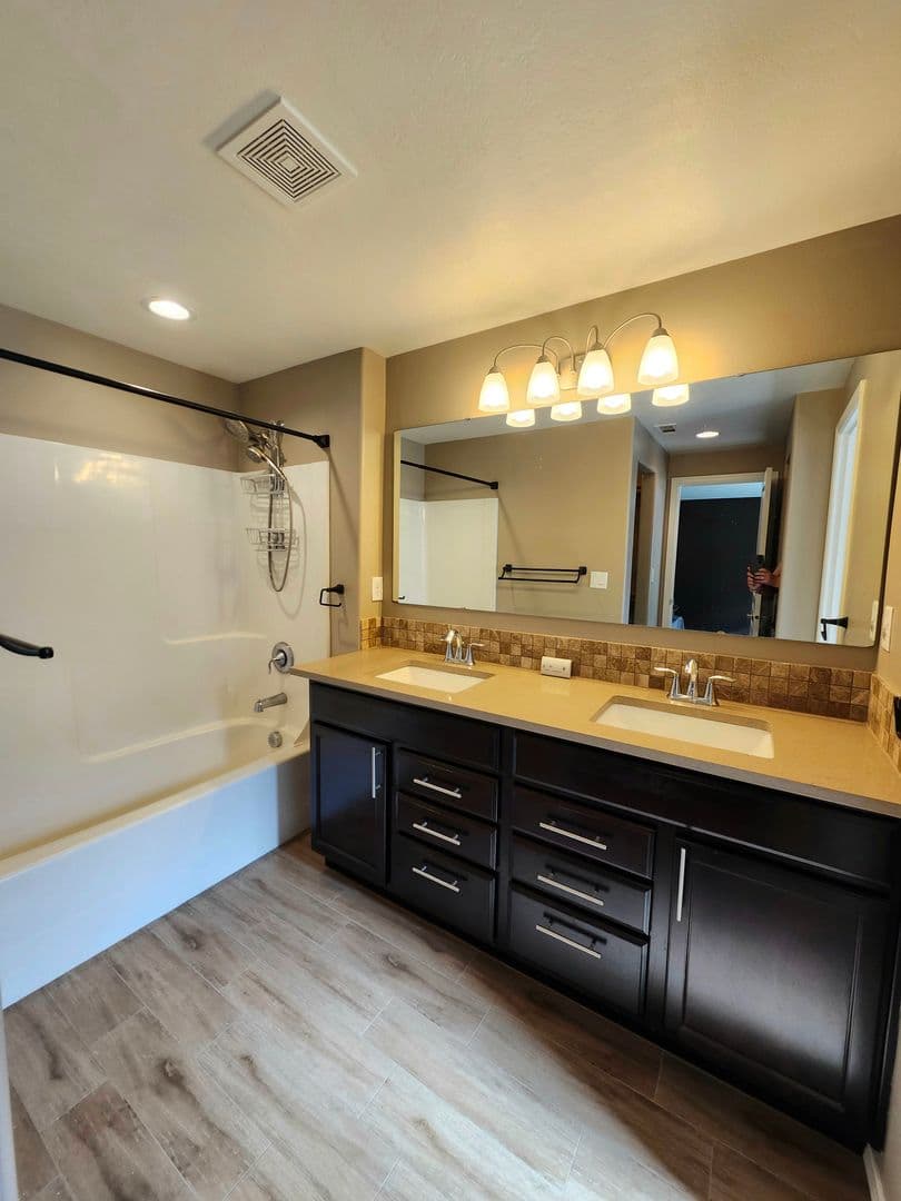 Richland House: 2920 Milton Lane