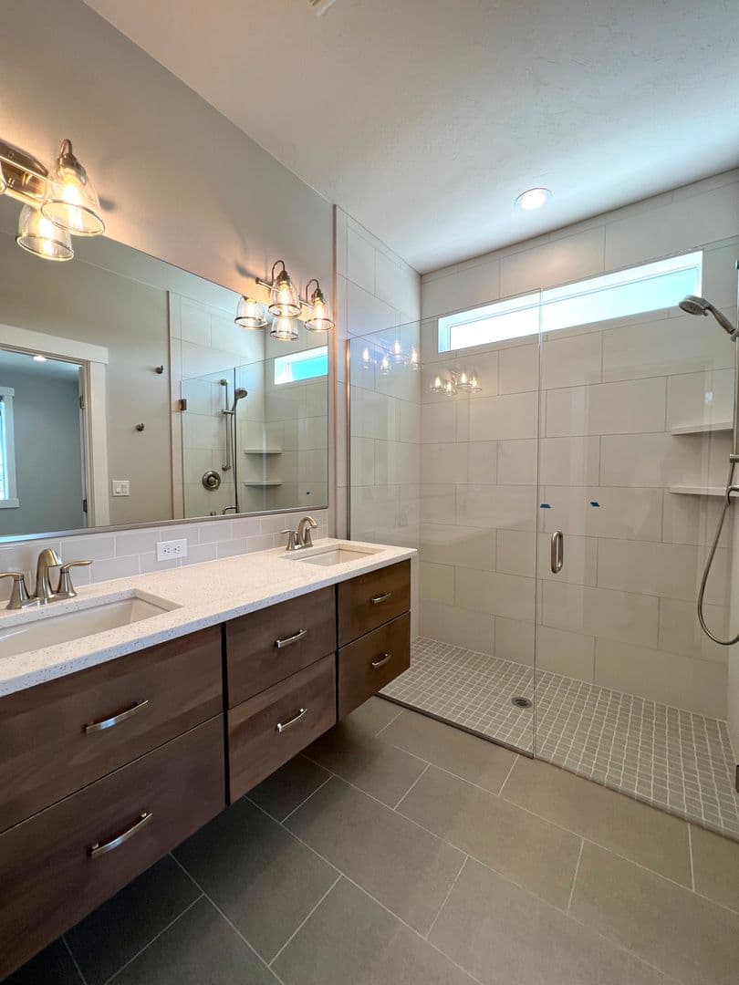Richland House: 2609 Sunray Ave.