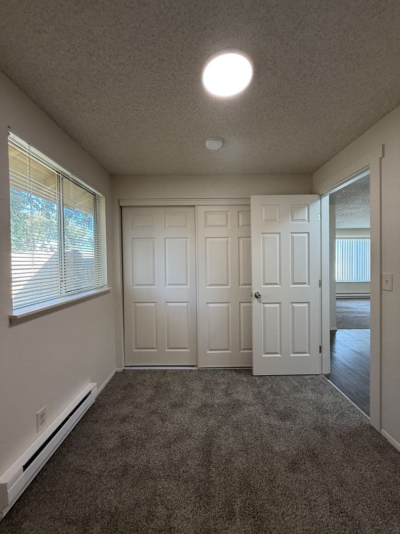 Kennewick Multiplex: 3708 W 6th Ave