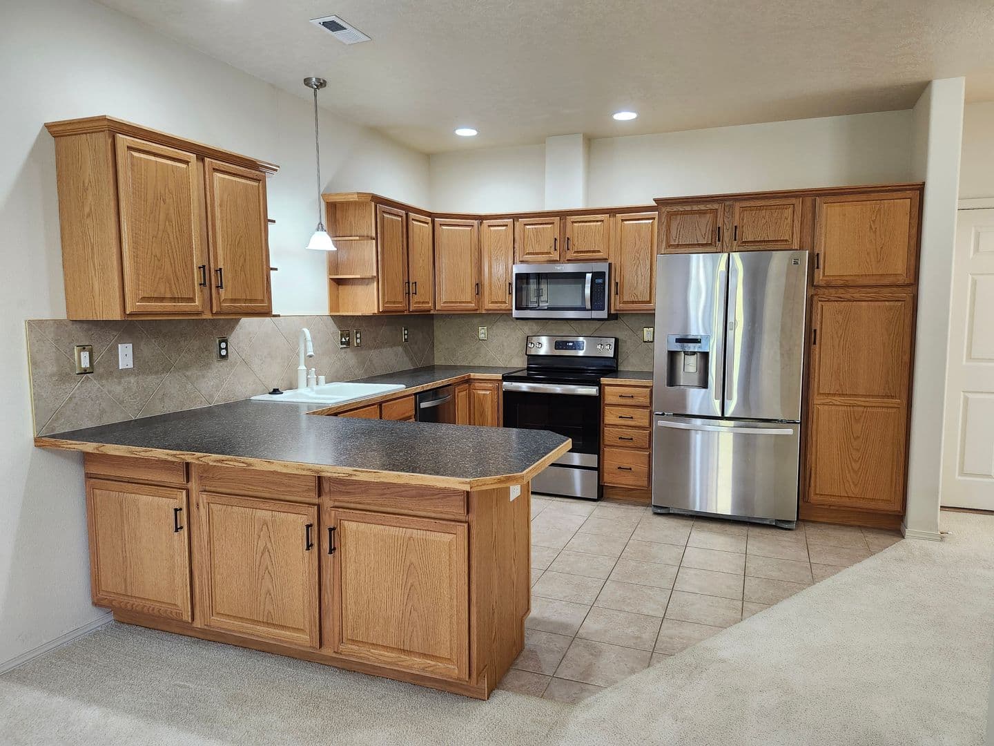 Pasco House: 9607 Mia Lane