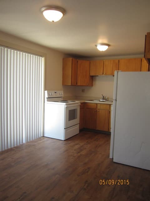 Kennewick House: 902 S Hartford St.