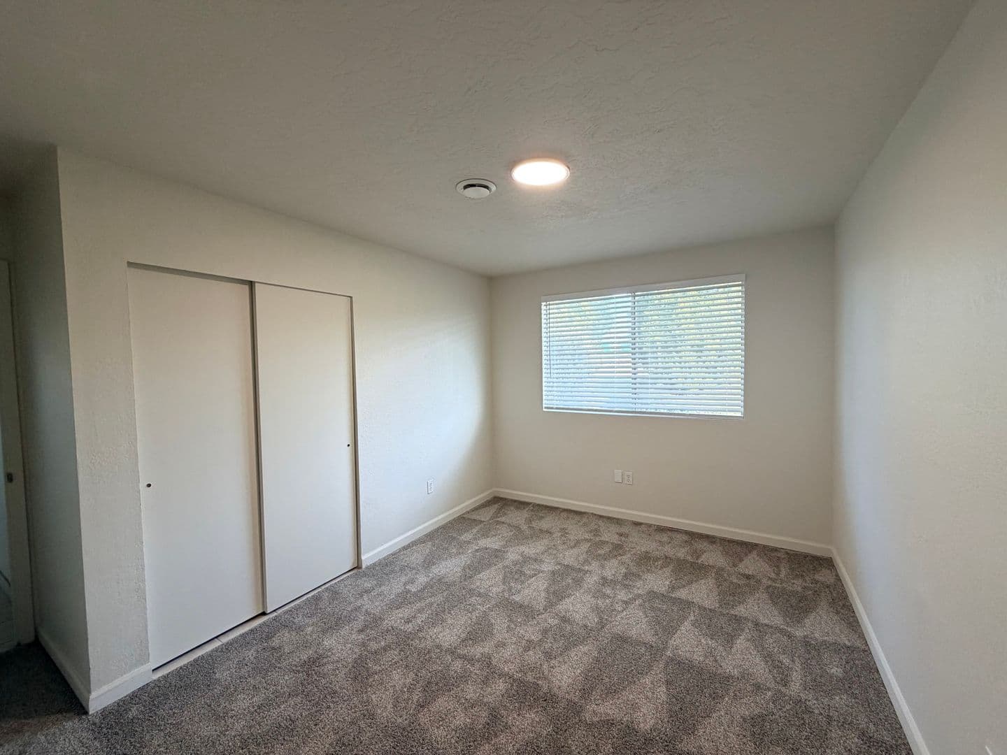 Richland Apartment: 1000 Catskill St.