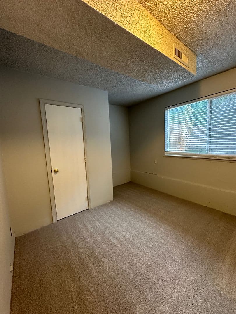 Richland House: 336 Satus St.
