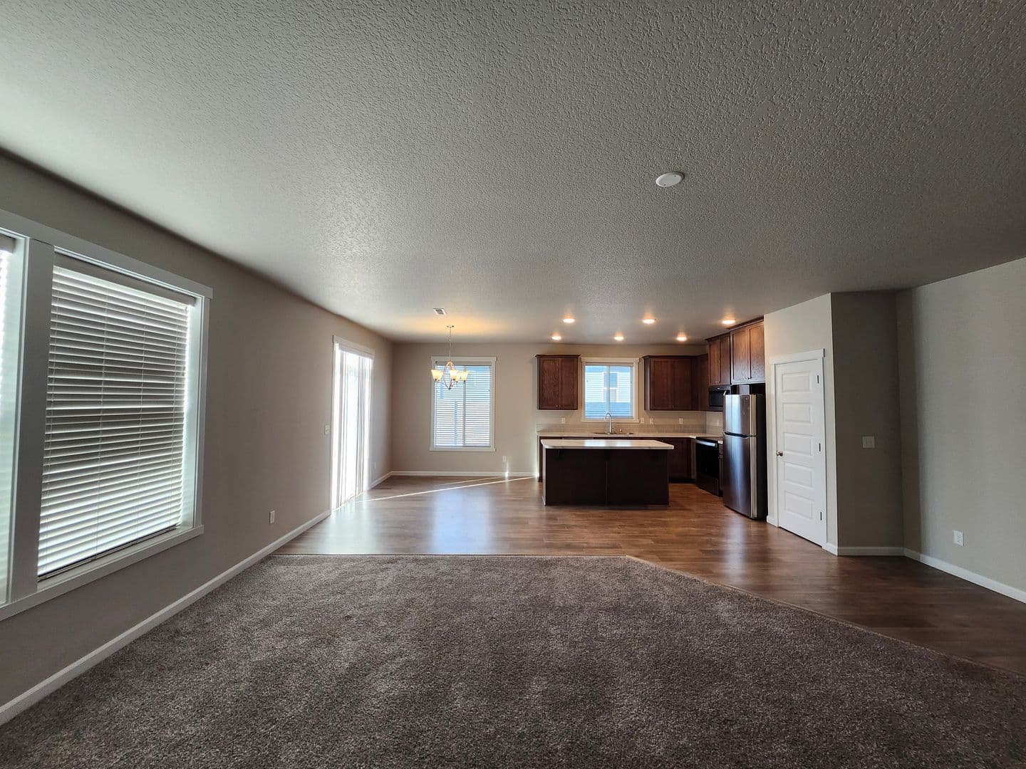 West Richland House: 8317 Ballard Loop