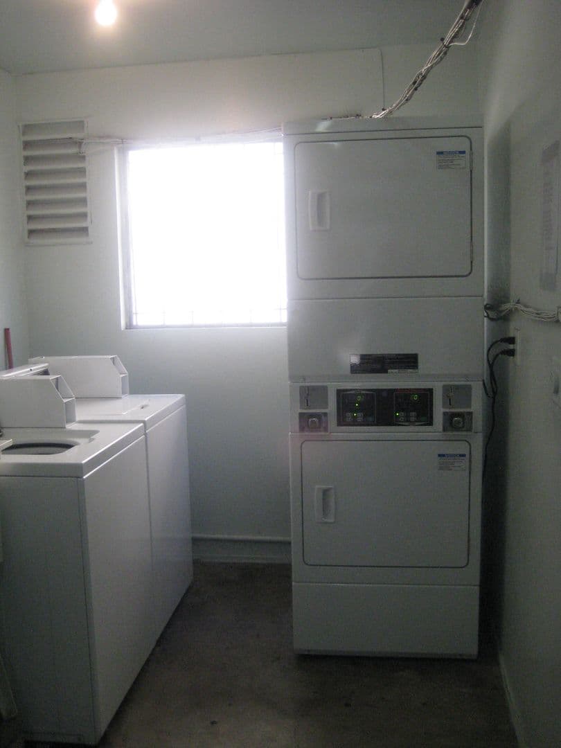 San Diego Apartment: 4386 Clairemont Mesa Blvd