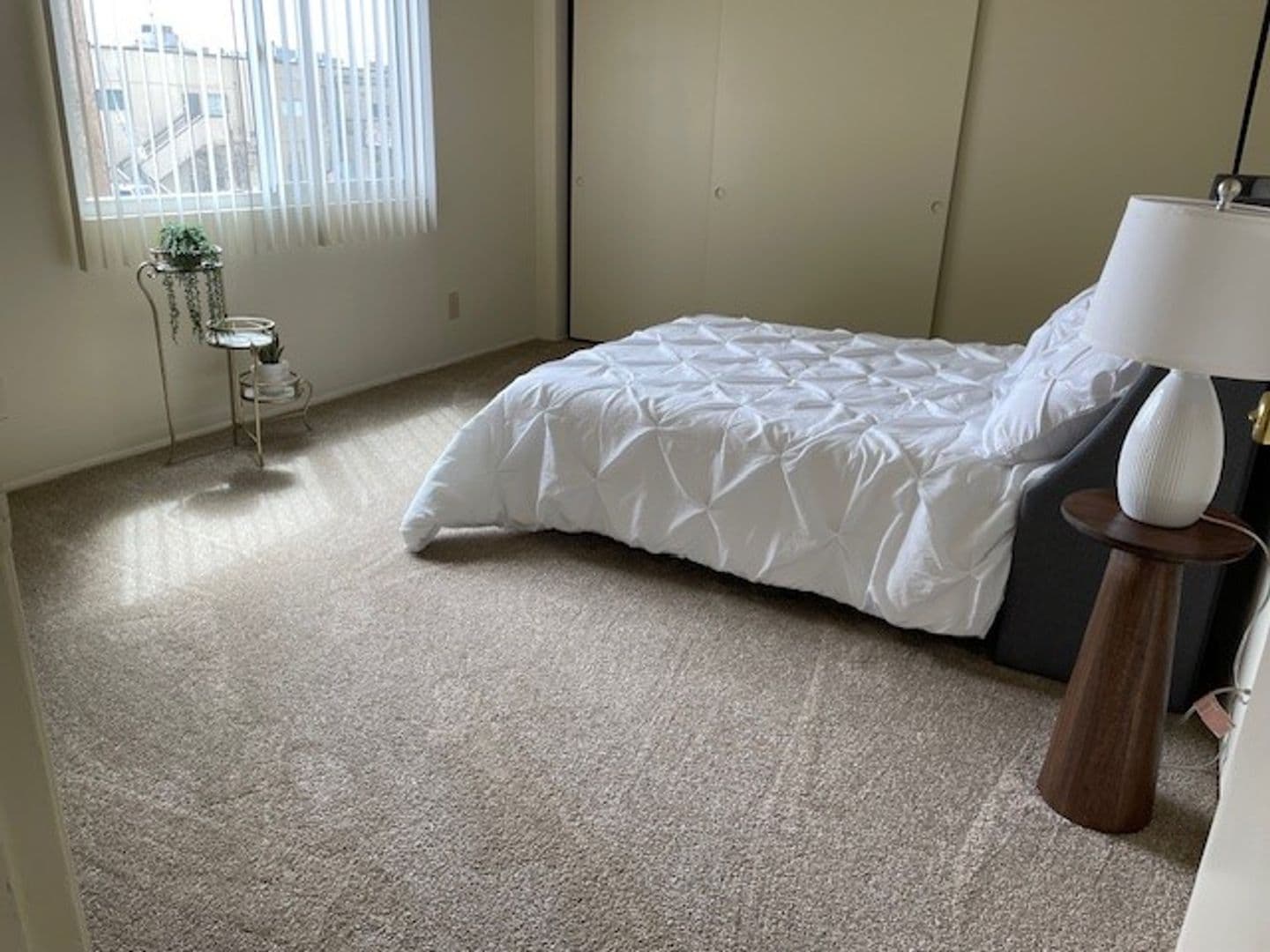 San Diego Apartment: 4790 Conrad Ave