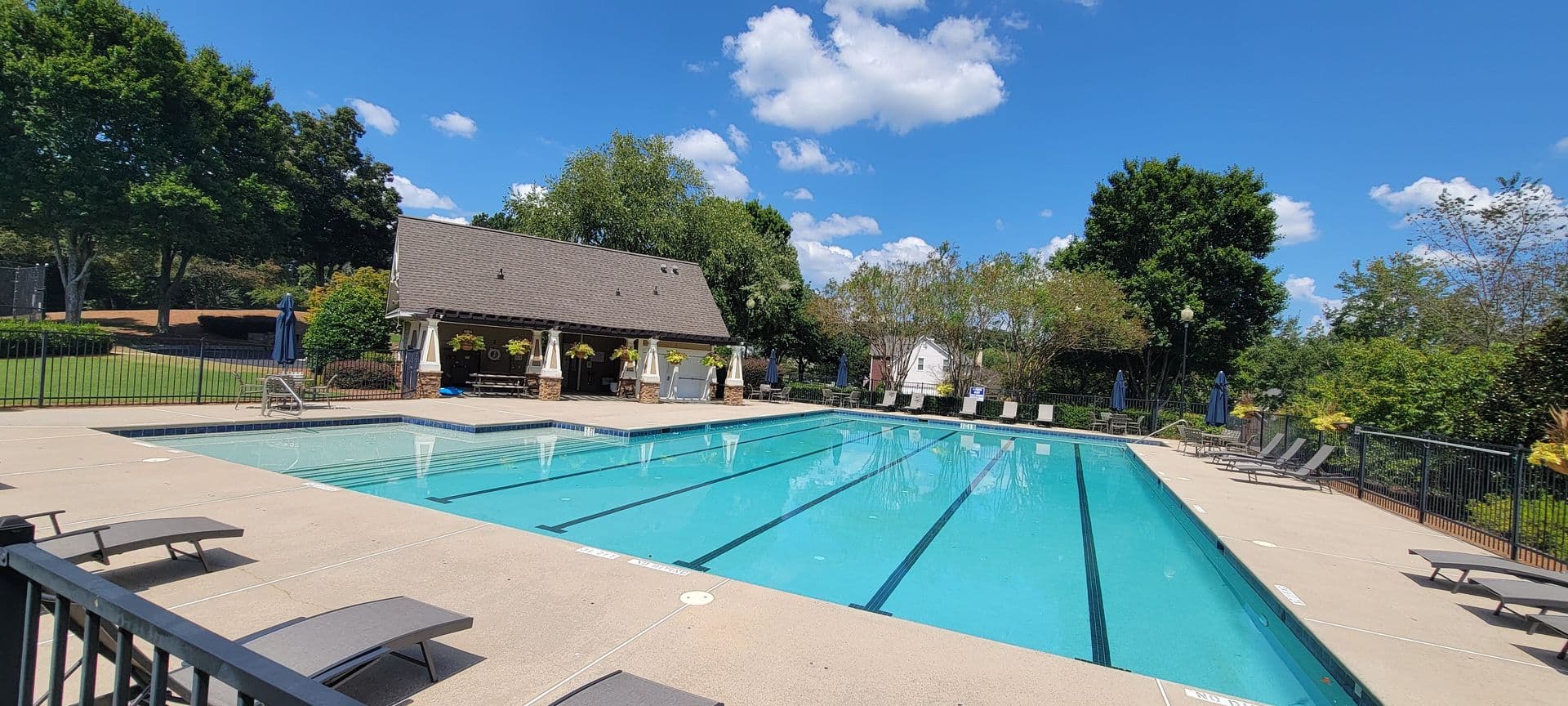 Cumming House: 2780 Gentry Walk Court