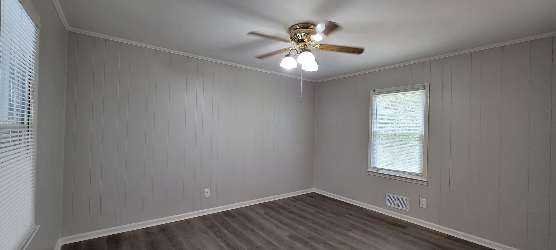 Canton House: 10326 Cumming Hwy