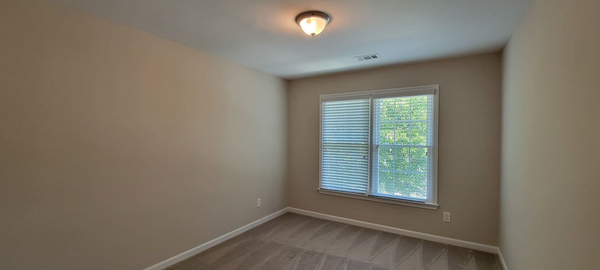 Cumming House: 2780 Gentry Walk Court