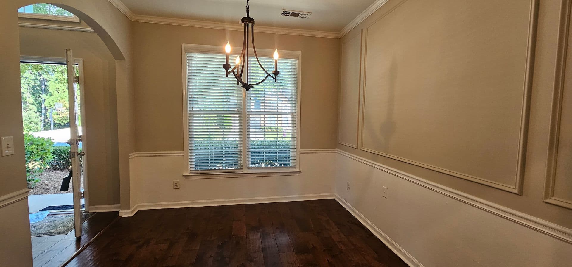 Cumming House: 2780 Gentry Walk Court