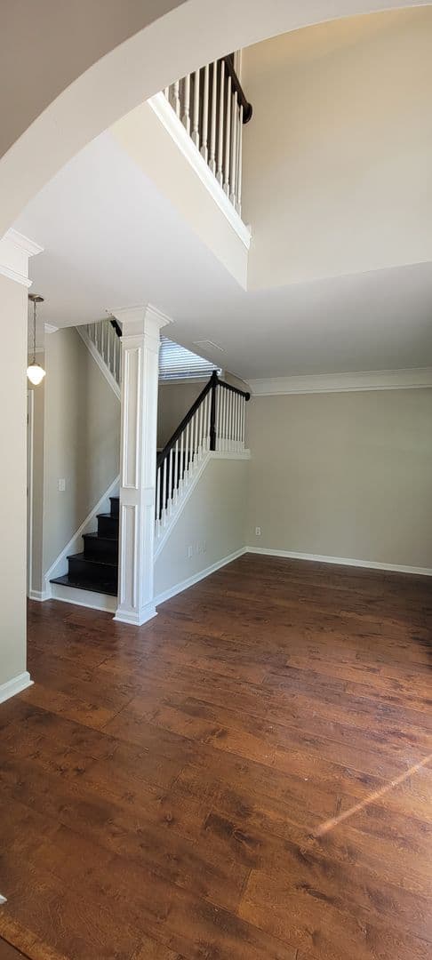 Cumming House: 2780 Gentry Walk Court