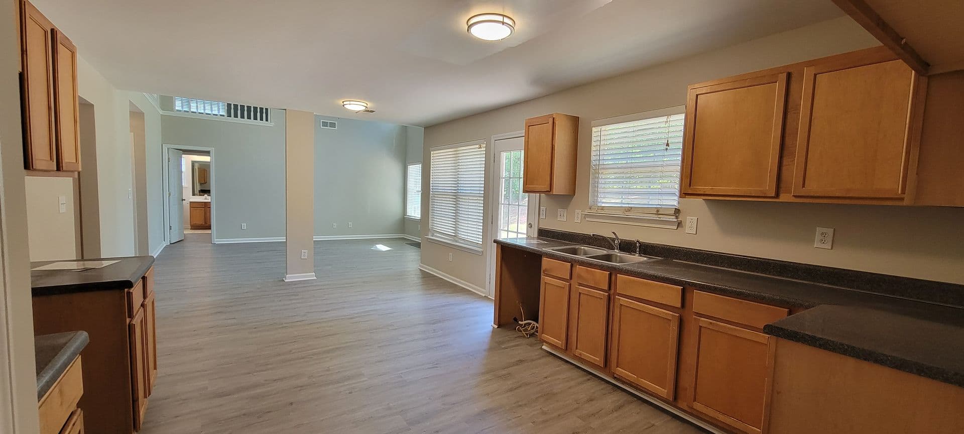 Douglasville House: 5291 Caitlin Lane