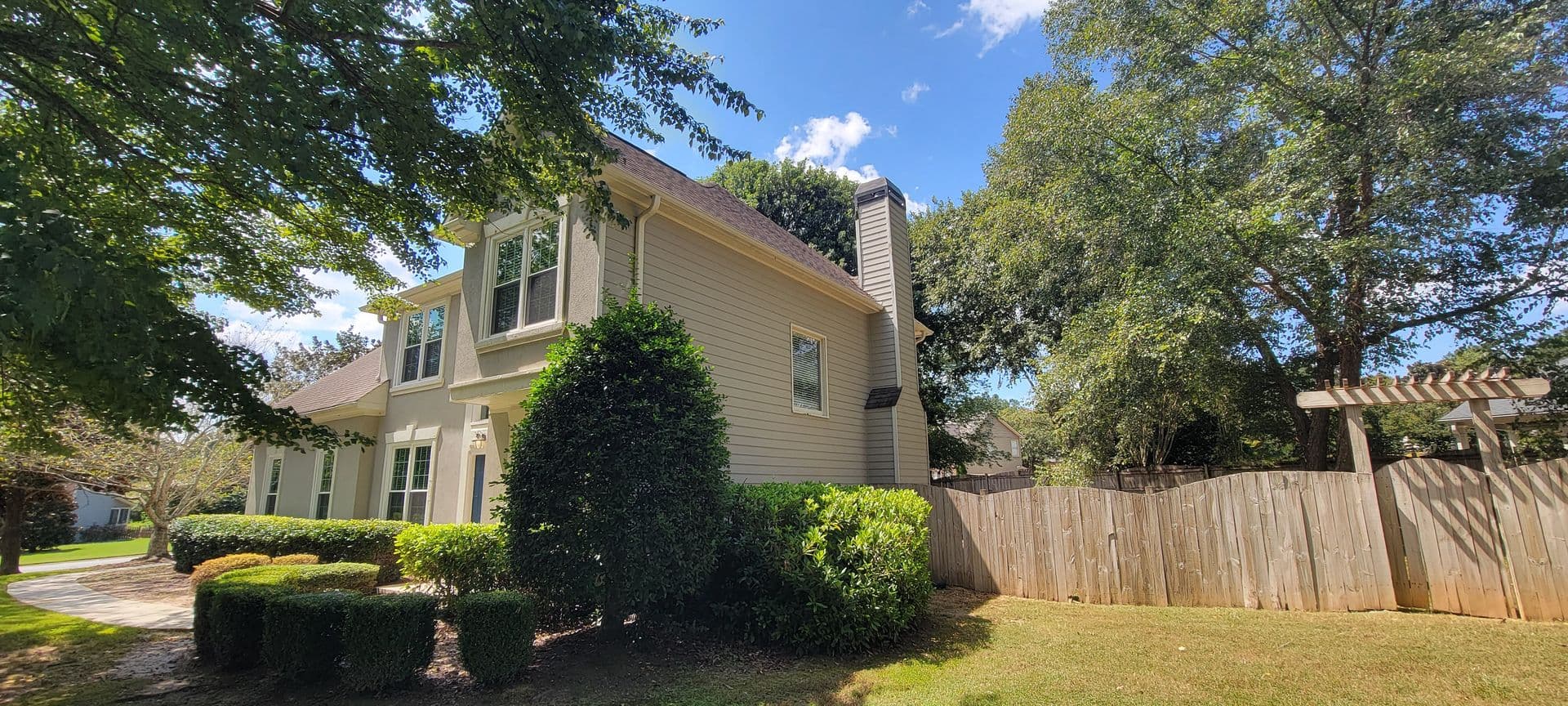 Cumming House: 2780 Gentry Walk Court