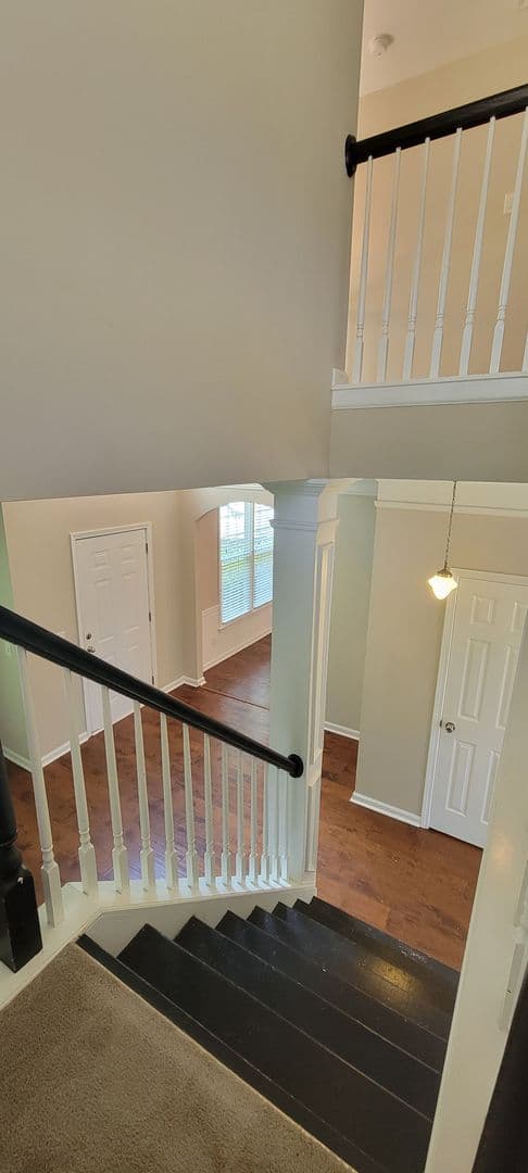 Cumming House: 2780 Gentry Walk Court