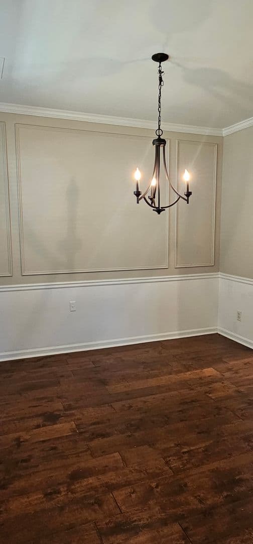 Cumming House: 2780 Gentry Walk Court