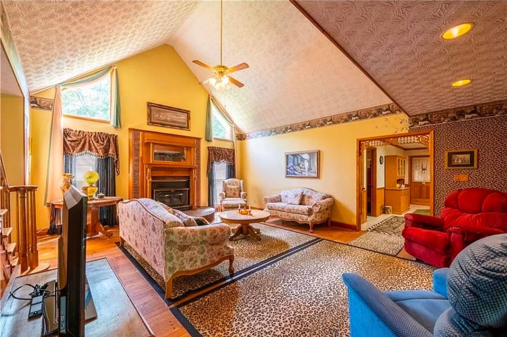 Ball Ground House: 3806 Ball Ground Road