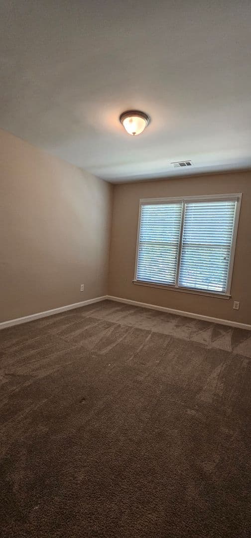 Cumming House: 2780 Gentry Walk Court