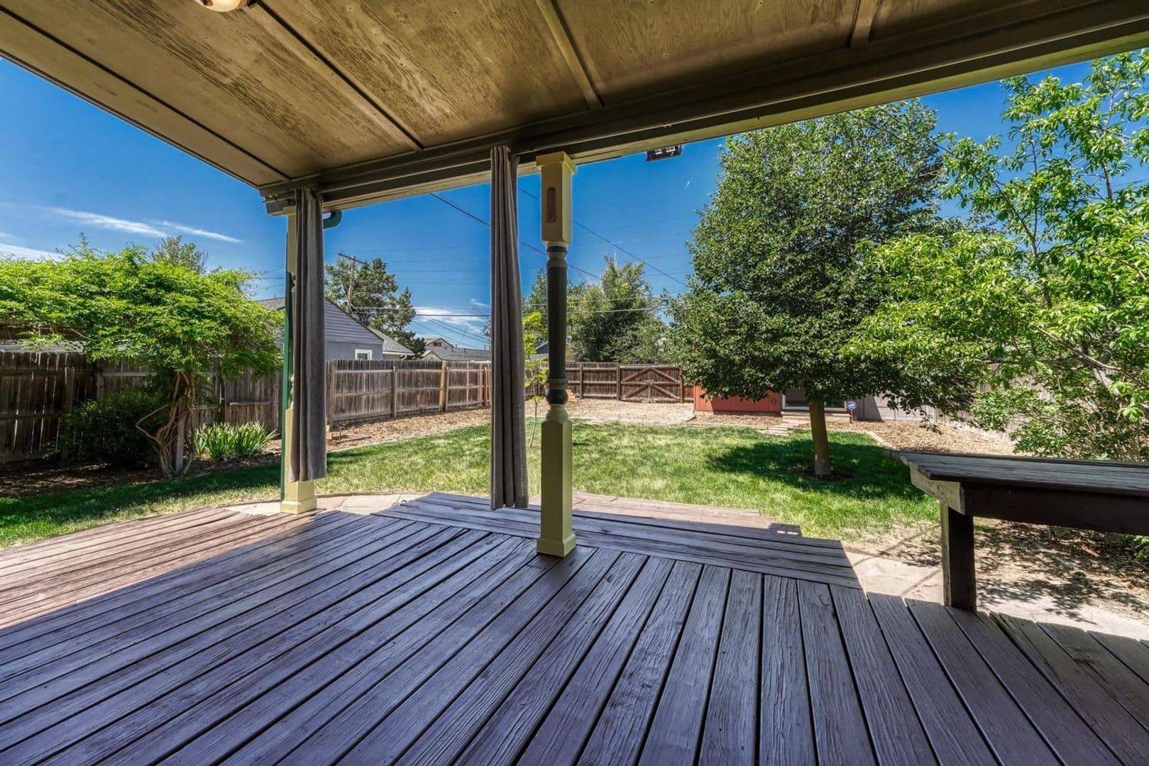 Aurora House: 1557 Dallas St.