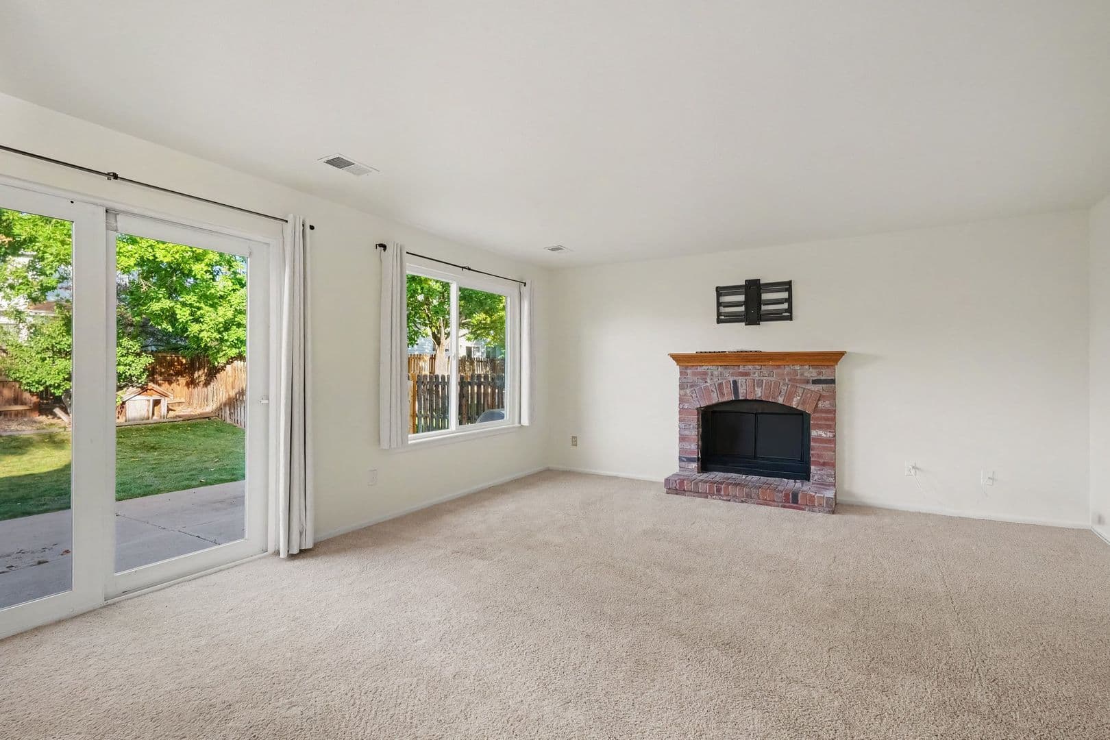 Littleton House: 5589 S Youngfield Way