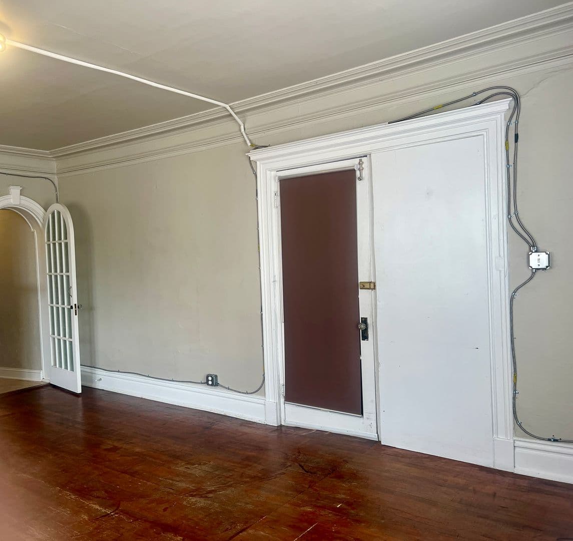 Denver Apartment: 1200 N Clarkson Street