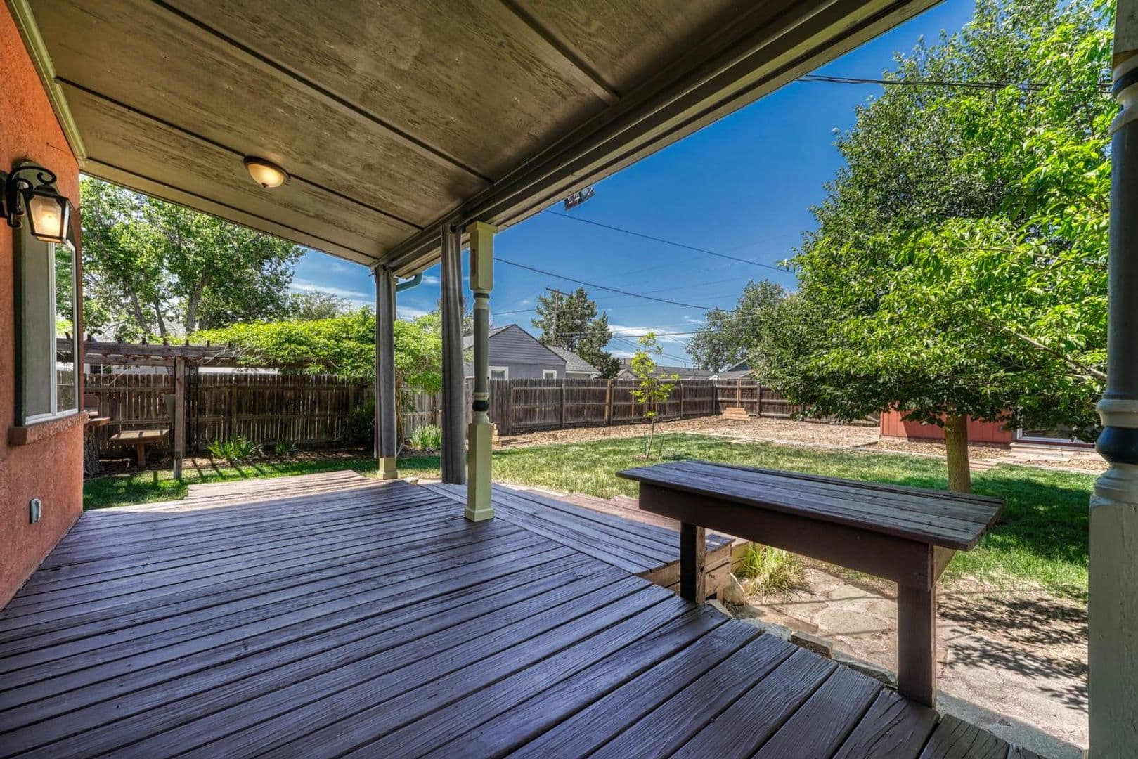 Aurora House: 1557 Dallas St.