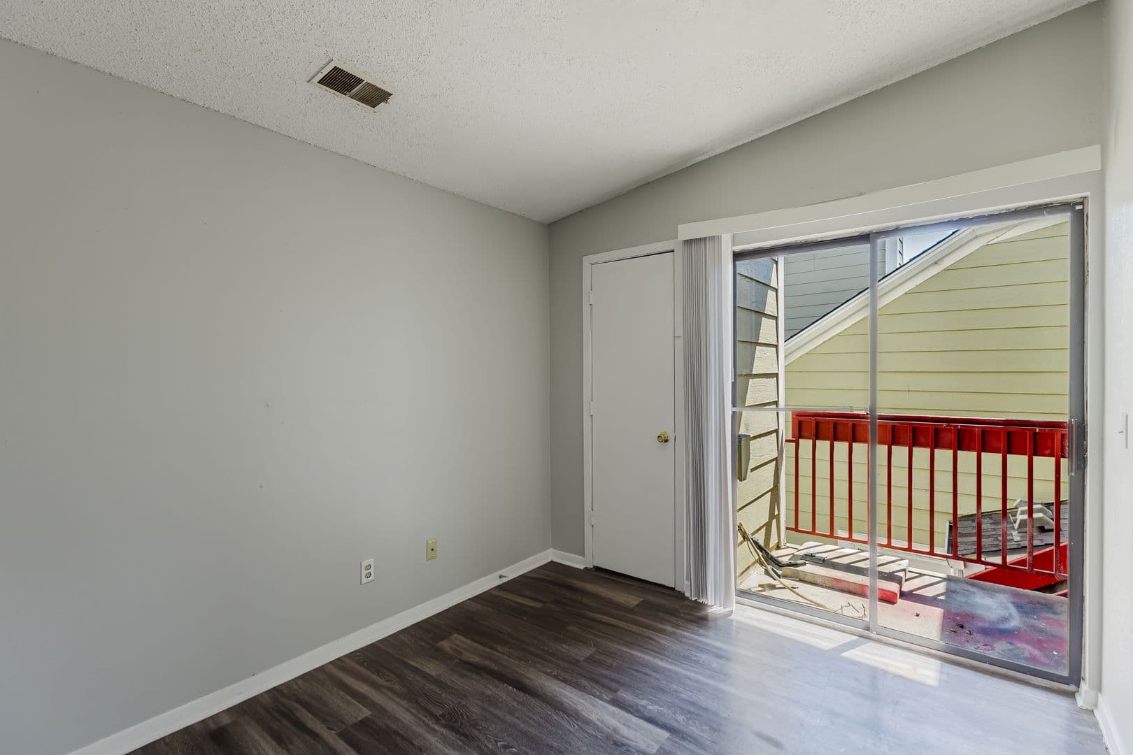 Aurora Condo: 920 South Dawson Way #17