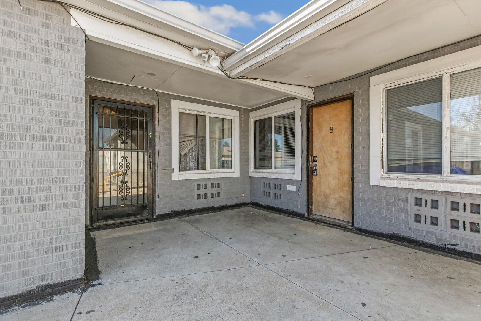 Aurora Apartment: 1467 Joliet Street #6