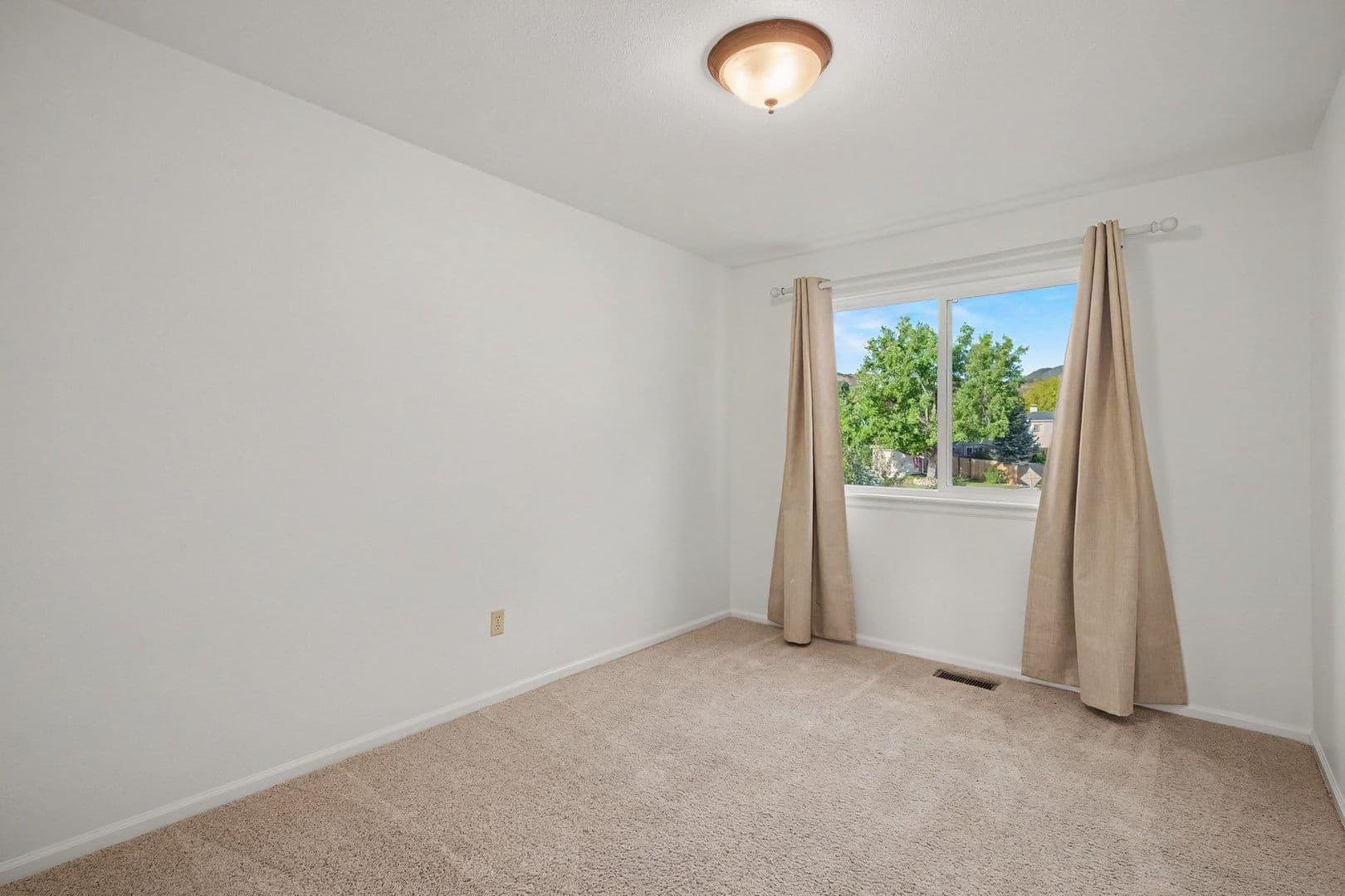 Littleton House: 5589 S Youngfield Way