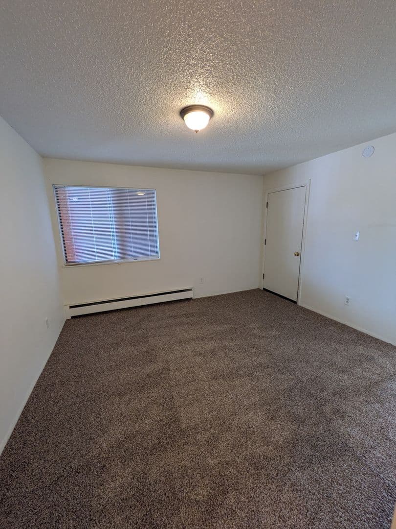 Lakewood Apartment: 1430 Ingalls St.