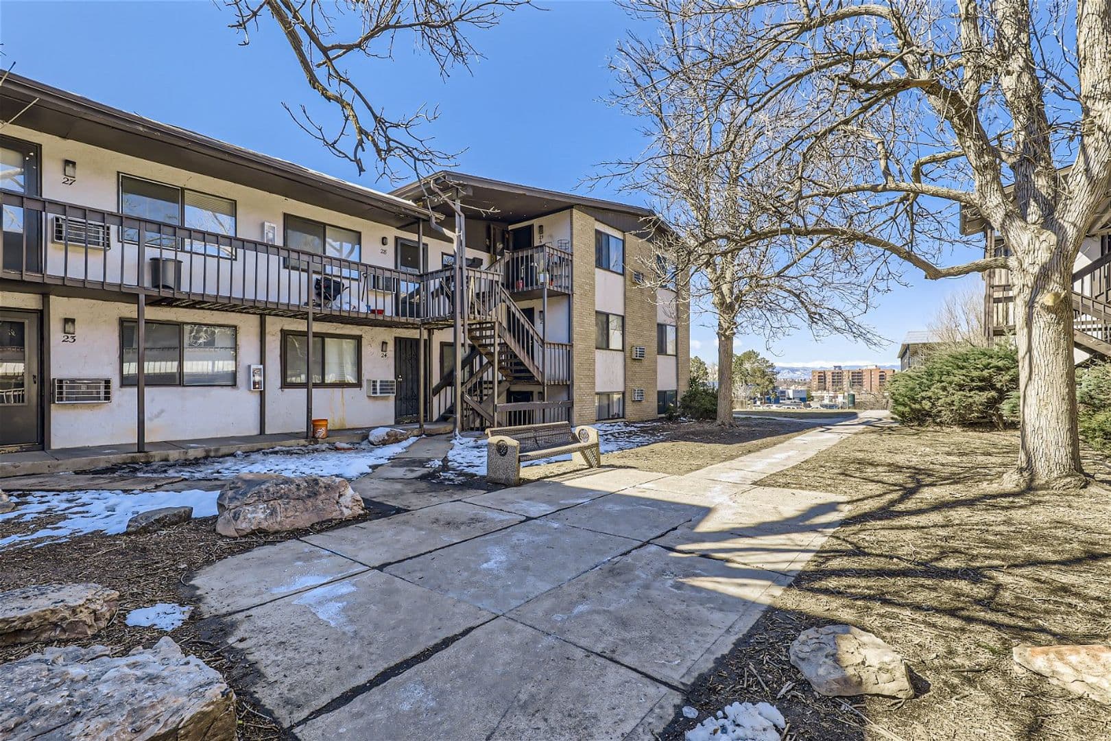 Denver Condo: 875 S Quebec Street #27