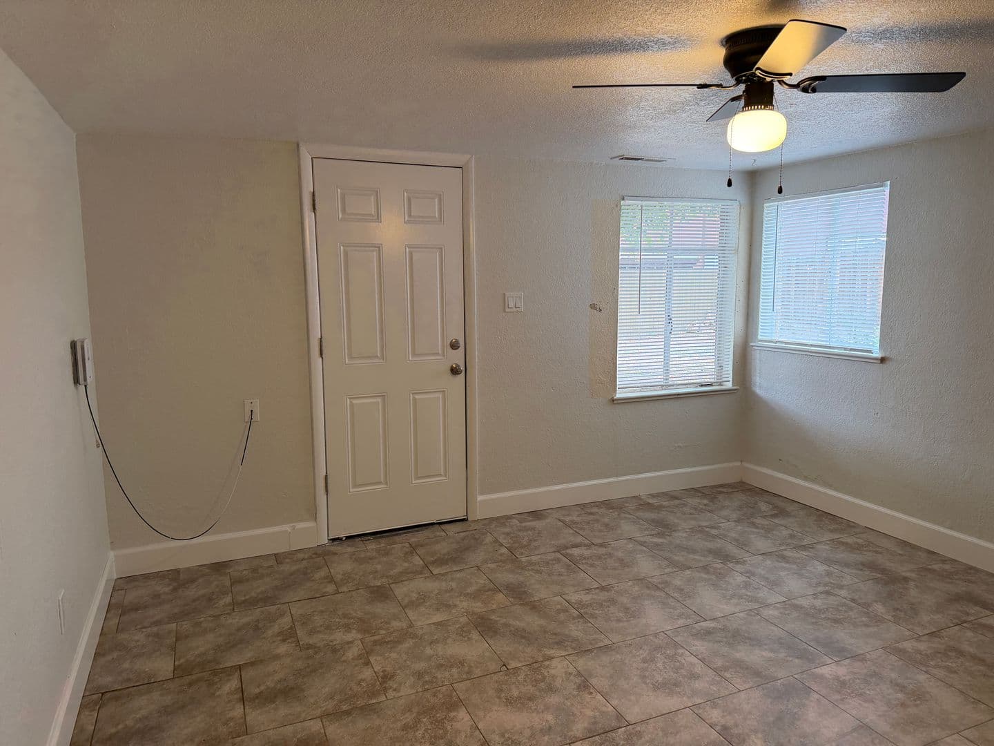 Lakewood Apartment: 7130 W 16th Place