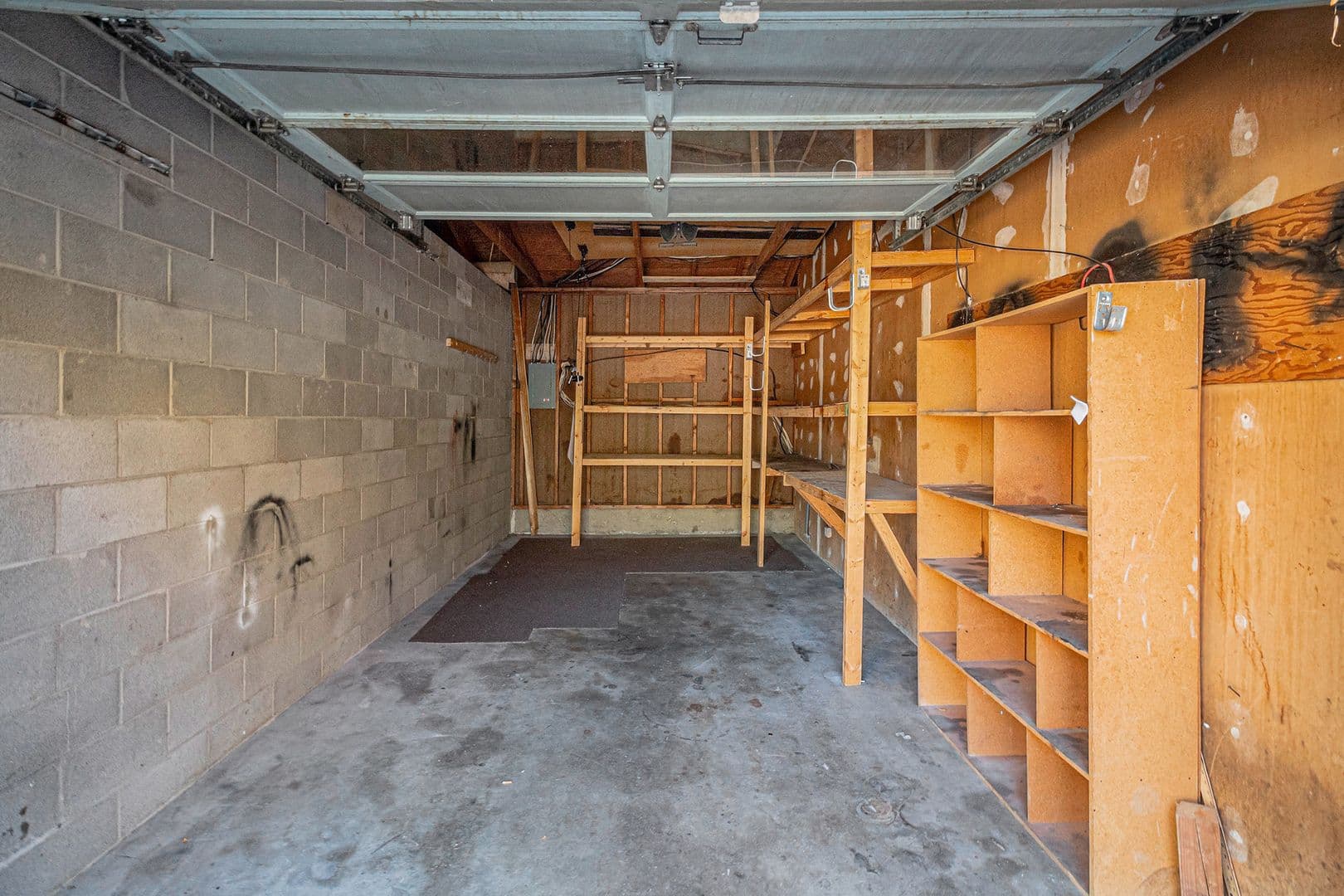 Lakewood Apartment: 7360 W.20th Ave. Unit B
