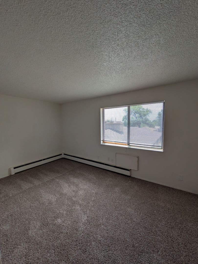 Lakewood Apartment: 1430 Ingalls St.