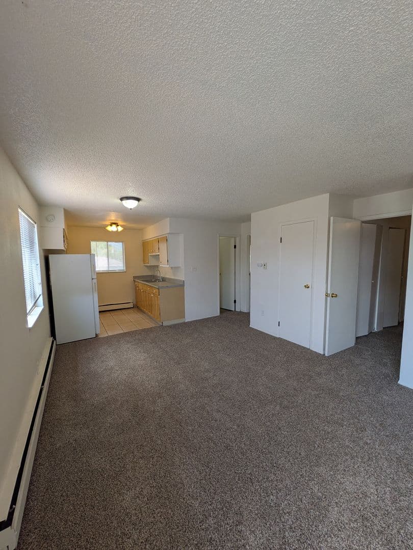 Lakewood Apartment: 1430 Ingalls St.