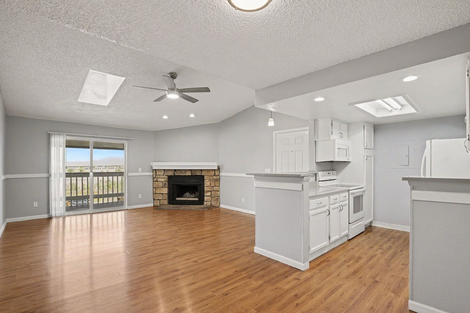 Aurora Condo: 18063 E Ohio Ave. #201