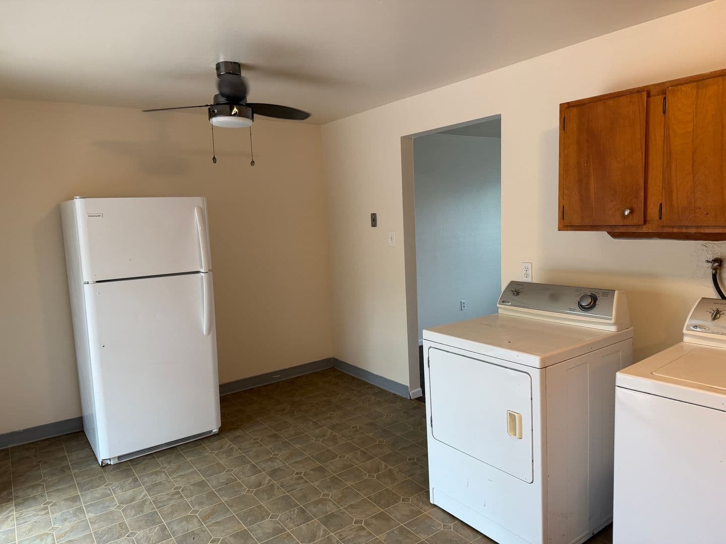 Wheatridge Apartment: 4560 Everett Ct.