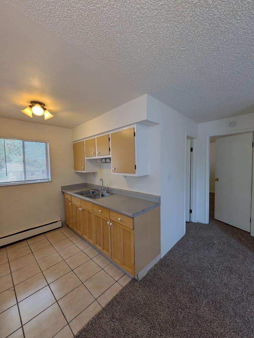 Lakewood Apartment: 1430 Ingalls St.