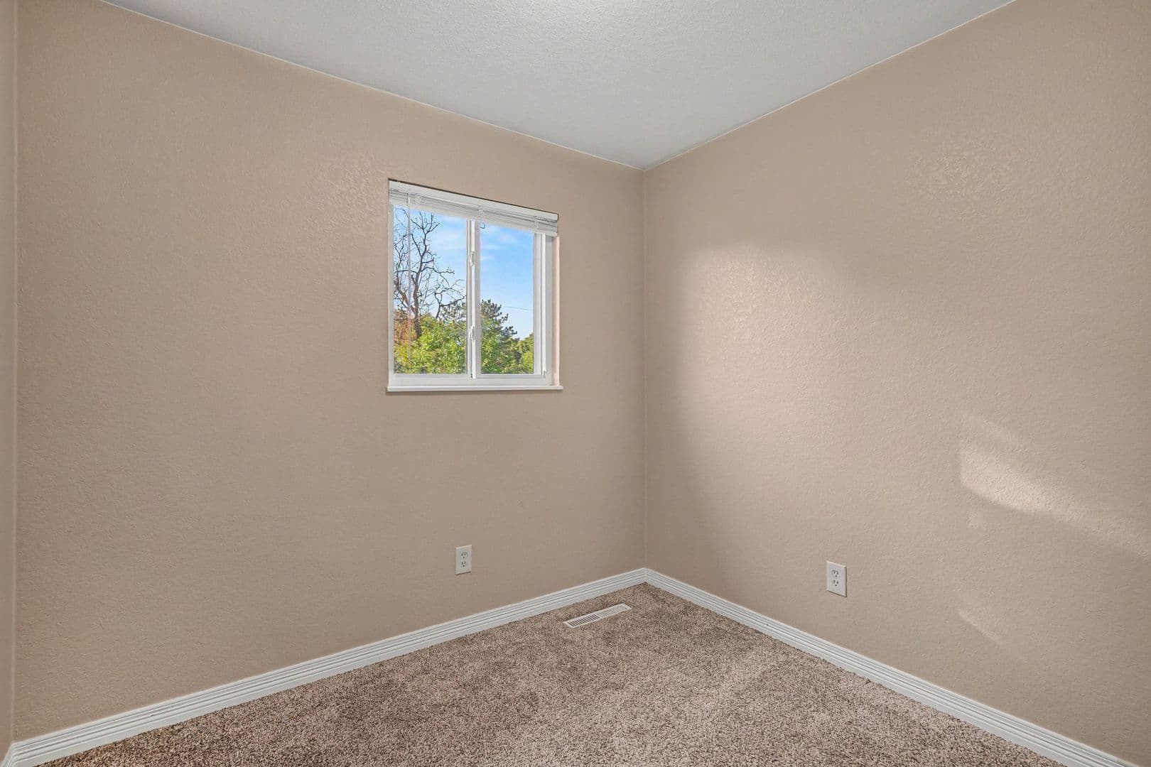 Centennial House: 8146 E Fremont Avenue