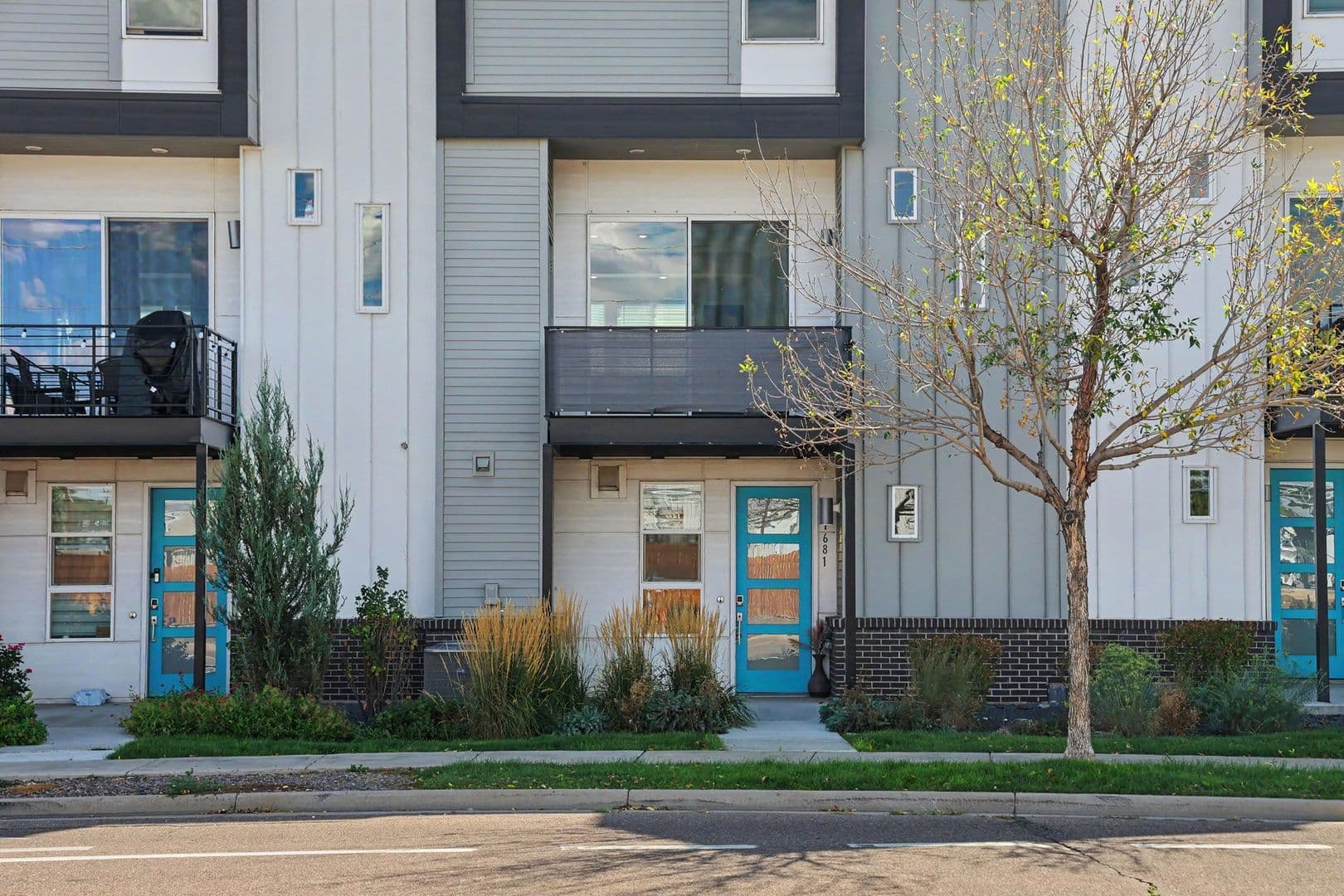 Denver Townhome: 1681 W 67th Cir