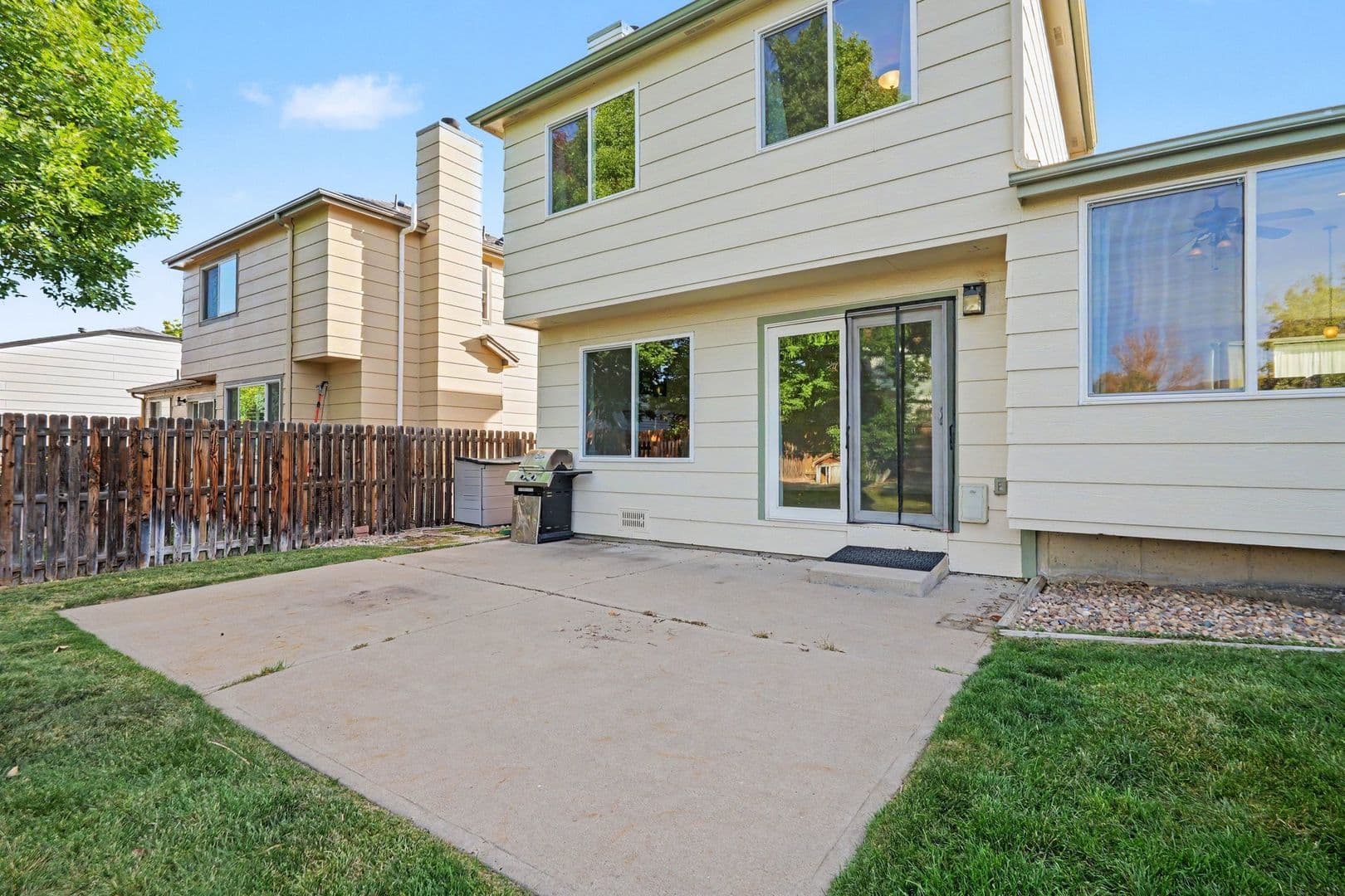 Littleton House: 5589 S Youngfield Way